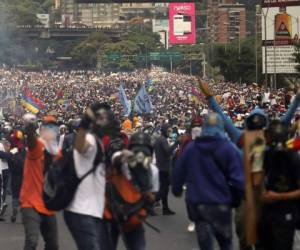 La marcha fue convocada por los líderes de la Oposición a un día de que se instale la Asamblea Nacional Constituyente.