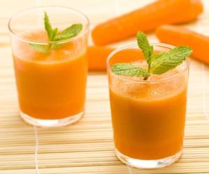 El jugo de zanahoria es uno de los más saludables.