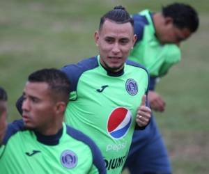 El de Tegucigalpa suda la camiseta en cada entrenamiento y quiere sumar otra copa con el Ciclón. Por ahora es titularísimo.