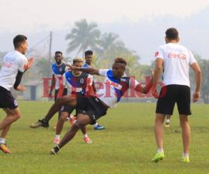 Los jugadores de Olimpia durante el entreno de este martes. (Foto: Ronal Aceituno / Grupo Opsa)