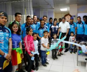 Los jugadores de la Selección de Honduras compartieron la fotografía del recuerdo (Foto: Delmer Martínez/OPSA)