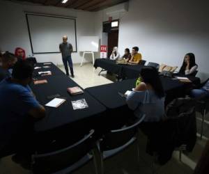 Un total de 12 participantes aprovecharon el primer día del taller “Sonido para cine” impartido en el CCET.