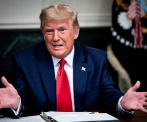 El presidente Donald Trump habla en la Sala Diplomática de la Casa Blanca el día de Acción de Gracias el 26 de noviembre de 2020 en Washington. Foto: Agencia AFP.