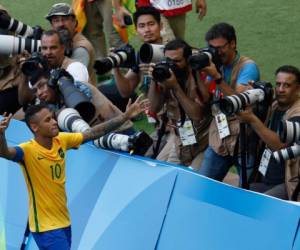 Neymar Jr. salió mudo del Maracaná y eso molestó a la prensa brasileña (Foto: AFP)