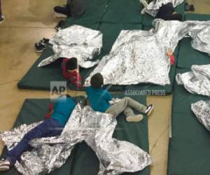 Esta es la imagen de un albergue para niños inmigrantes.