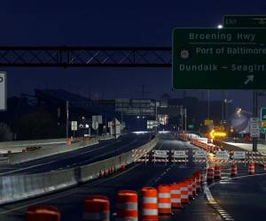 La rampa de acceso al puente Francis Scott Key permanece cerrada desde el incidente que ha dejado seis personas muertas, cuatro de ellas aún desaparecidas. Aquí las imágenes.