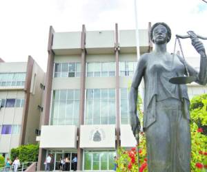 Más de 140 notarios aspirarán a ser magistrados de la Corte Suprema de Justicia (CSJ) a partir de 2016.
