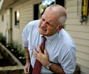Una de cada cuatro muertes se debe a un ataque al corazón, incluyendo tanto a hombres como mujeres.