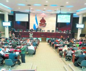 Los diputados tienen estos días una semana determinante para el destino de la Policía Militar.