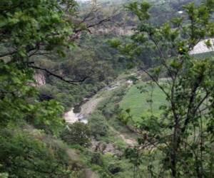 El Río Guacerique es uno de los mayor capacidad hídrica.
