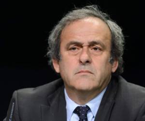 Michel Platini es el gran favorito a la presidencia de FIFA.