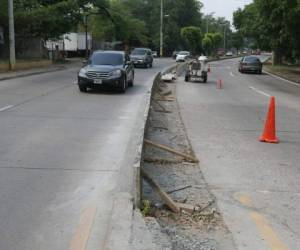 Este acceso se ubica a inmediaciones de la Planta de Tratamiento de San José de La Vega. Los conductores ya no podrán hacer el giro. Foto: Efraín Salgado/EL HERALDO.