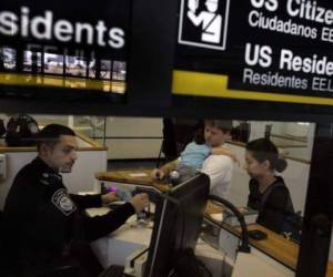 Air France, Qatar Airways, Lufthansa y Swiss indicaron que aplican las nuevas directivas de la justicia de Estados Unidos, siempre y cuando los pasajeros posean un visado en regla.