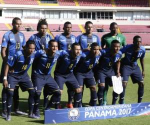 Pinto mandaría al mismo equipo esta tarde: Eddie Hernández, Figueroa, Alvarado, Oseguera, Luis López, Altamirano, Diego Reyes, Mejía, Salas, Garrido y Félix Crisanto.