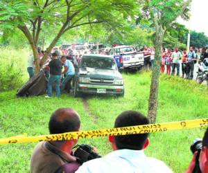 El cuerpo del administrador del mercado central, Francisco Munguía, fue hallado muerto dentro de su vehículo.