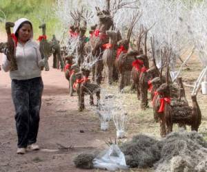 Los venados de bejucos son comercializados desde 150 hasta 700 lempiras. Foto: Johny Magallanes/EL HERALDO.