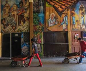 Muralistas custodian la historia de la guerra y la posterior defensa de la revolución en las paredes de la ciudad de Estelí, Nicaragua (Foto: AFP/ El Heraldo Honduras/ Noticias de Honduras)