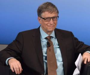 (FILES) This file photo taken on February 18, 2017 shows Microsoft founder Bill Gates during the second day of the 53rd Munich Security Conference (MSC) at the Bayerischer Hof hotel in Munich, southern Germany.Microsoft co-founder Bill Gates once again topped the Forbes magazine list of the world's richest billionaires, while US President Donald Trump slipped more than 200 spots, the magazine said March 20, 2017. Gates, whose wealth is estimated at $86 billion, led the list for the fourth straight year. / AFP PHOTO / Christof STACHE