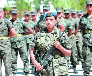 Los ejércitos de América Latina han comenzado a abrir sus puertas a la población del sexo femenino.