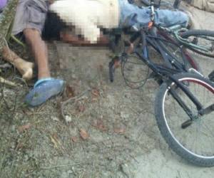 Crimen en San Sebastian, Comayagua: Dos de las víctimas andaban a bordo de bicicletas que quedaron casi sobre los cadáveres.