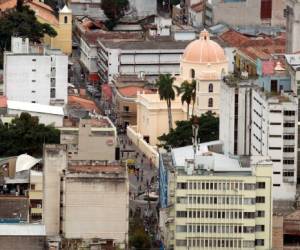 Tegucigalpa arriba hoy al 440 aniversario. El centro histórico de la capital alberga más de 265 inmuebles con valor patrimonial. Foto: Alex Pérez/EL HERALDO.