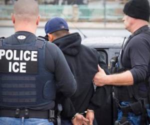 La nueva ley de Texas, Estados Unidos, da la facultad, entre otras cosas, a los agentes de ICE para ingresar a las universidades y pedir documentos a los estudiantes. Fotos: Archivo EL HERALDO.