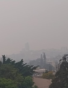 La capital está cubierta por una capa de humo que está afectando a la población, especialmente a aquellos grupos vulnerables.