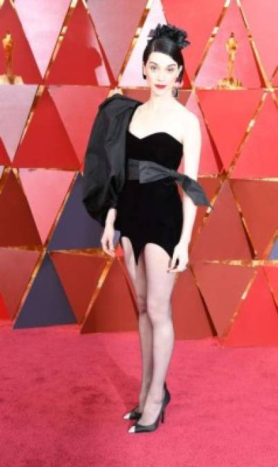 Los vestidos más feos de los premios Oscar 2018; muy estrafalarios