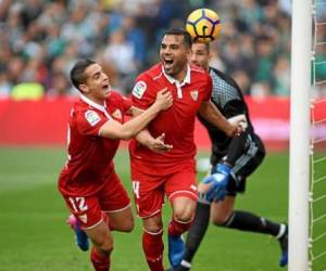 Un golazo del danés Riza Durmisi (36) adelantó al conjunto bético, pero el argentino Gabriel Mercado (56) y Vicente Iborra (76) dieron la vuelta al resultado