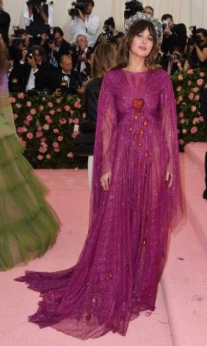 Los exóticos vestidos de Jennifer López, Kylie Jenner y Kim Kardashian en la Gala Met 2019