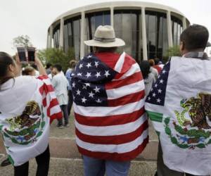 La legislación de Texas que se alinearía con la postura más dura del presidente Trump sobre la inmigración ilegal. (Foto: AP/ El Heraldo Honduras, Noticias de Honduras)