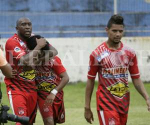 Jerry Palacios celebra su anotación ante el Social Sol (Foto: EL HERALDO)