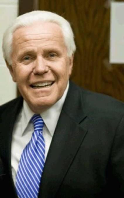 Él es Jesse Duplantis, el pastor millonario que pidió donar dinero para apresurar la venida de Jesús