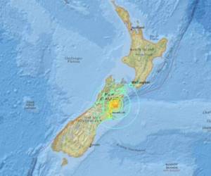 El sismo fue de magnitud 7.4, según el Instituto de geología estadounidense (USGS).