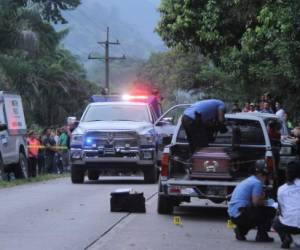 Los individuos fueron acribillados a medio kilómetro de la comunidad de Peña Blanca de Santa Cruz de Yojoa, Cortés, norte de Honduras.
