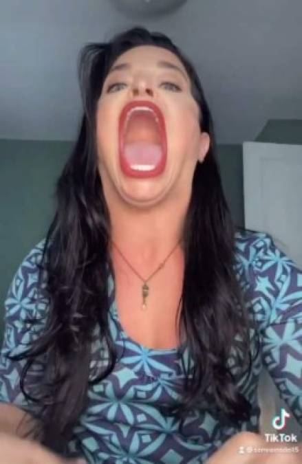 Así es Samantha Ramsdell, la mujer con la boca más grande del mundo