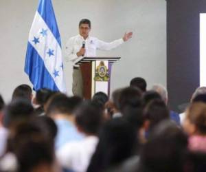 A la exposición del mandatario asistieron 390 jóvenes empresarios (El Heraldo Honduras/ Noticias de Honduras)
