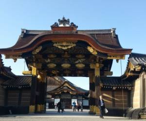 Una visita al Castillo de Nijo en Kioto, Patrimonio de la Humanidad, fue parte de la misión exploratoria.