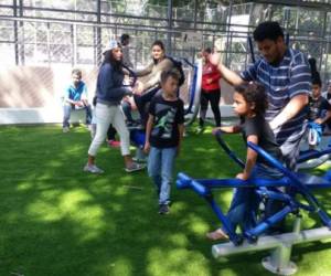 Los pequeñitos disfrutaron con la inauguración del parque. Foto: Cortesía INJ