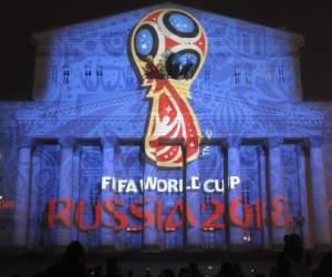 Los dos próximos Mundiales, organizados en Rusia en 2018 y en Catar en 2022, no se ven concernidos por esta reforma (Foto: Agencia AFP)