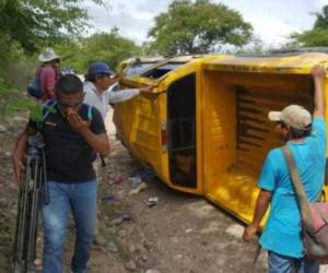 Afortunadamente el accidente fue menor y no hubo daños a personas.