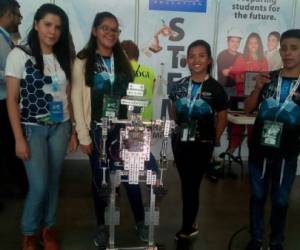 Los alumnos hondureños representaron dignamente al país en Costa Rica, sede de la competencia mundial de robótica 2017.
