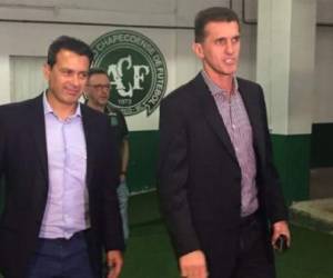 Vagner Mancini (derecha), fue nombrado como nuevo entrenador del Chapecoense (Foto: Redes / Deportes El Heraldo / Noticias de Honduras / El Heraldo Honduras)