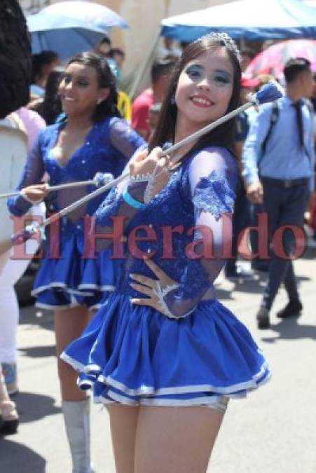 ¡Hermosas! Las palillonas que han deslumbrado en los desfiles de este 2017 en Honduras