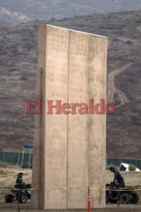 Las primeras imágenes del prototipo del muro fronterizo entre México y EEUU