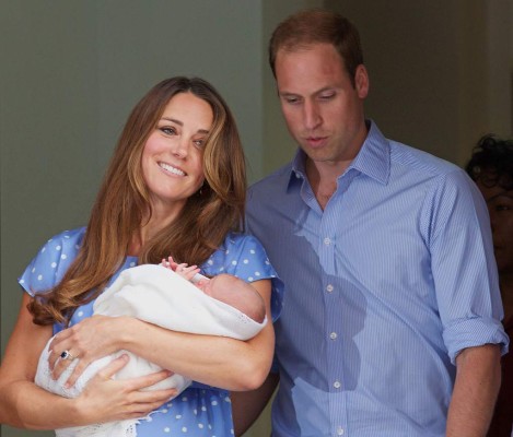 FOTOS: Así han sido presentados los bebés de la familia real británica