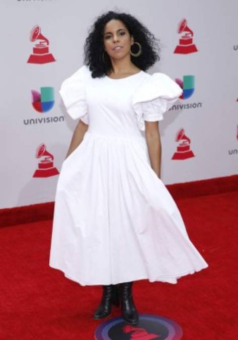 FOTOS: Las peor vestidas de los Grammy Latino 2017