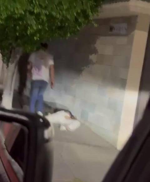 Hombre ahorcó, golpeó y arrastró por una cuadra a una menor en México