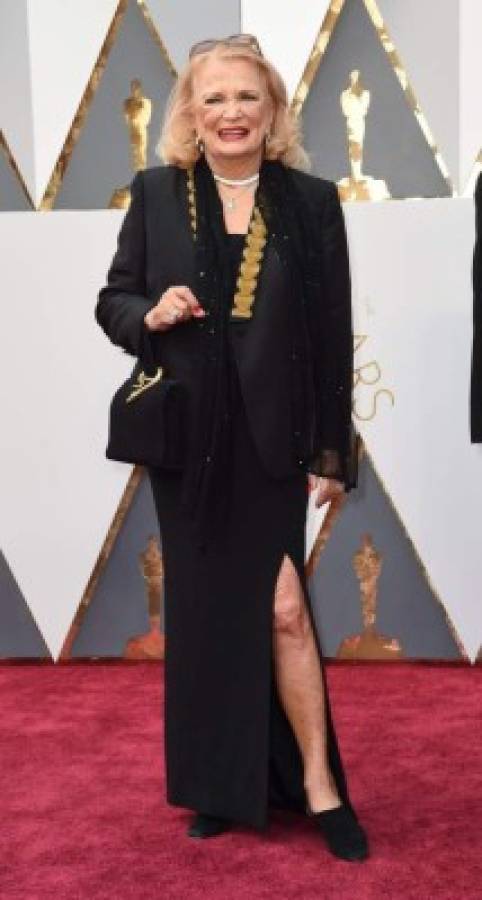 Las famosas peor vestidas en la 88 edición de los premios Oscar