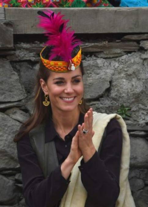 FOTOS: Los looks de Kate Middleton durante su visita a Pakistán